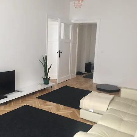 Lägenhet Bright Belgrad