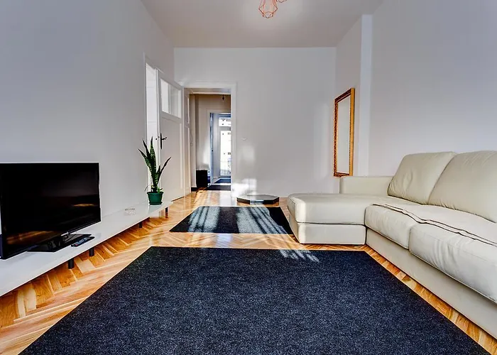 شقة Bright بلغراد